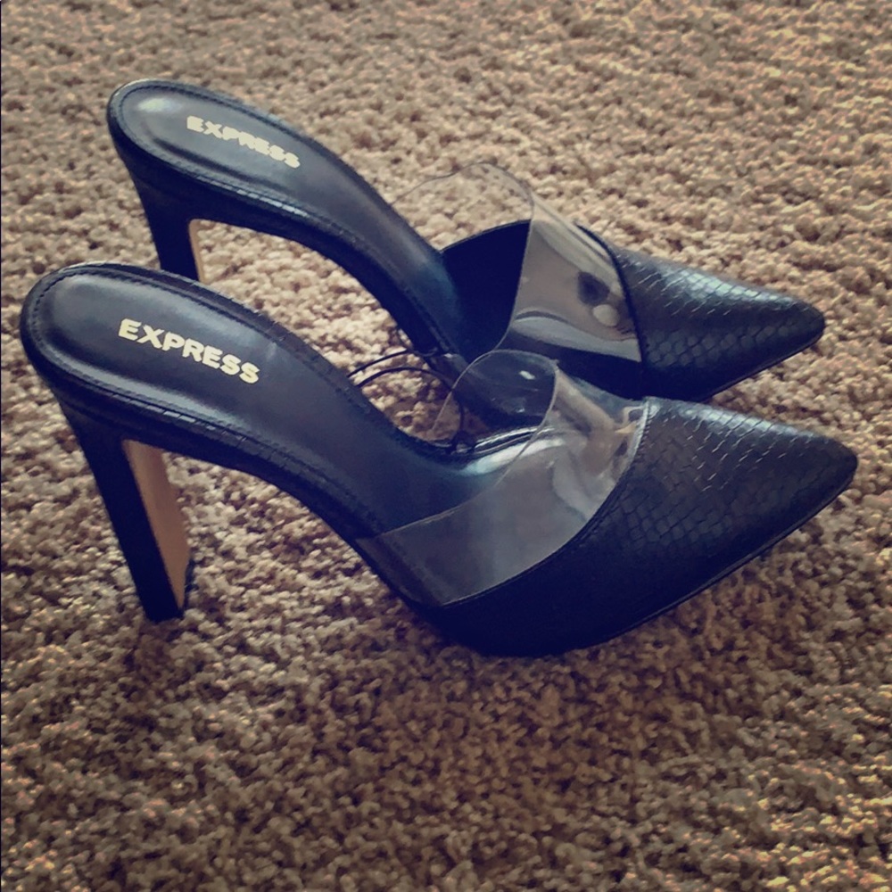 Never worn express shoes